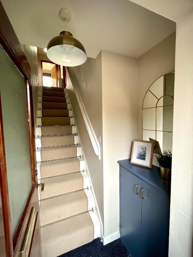 Comfortable, Modern Apartment With Parking. Inverness. Dış mekan fotoğraf